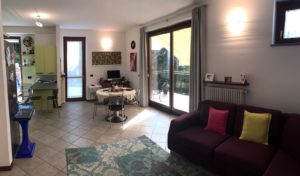 CAMNAGO VOLTA VENDESI TRILOCALE ZONA GIORNO